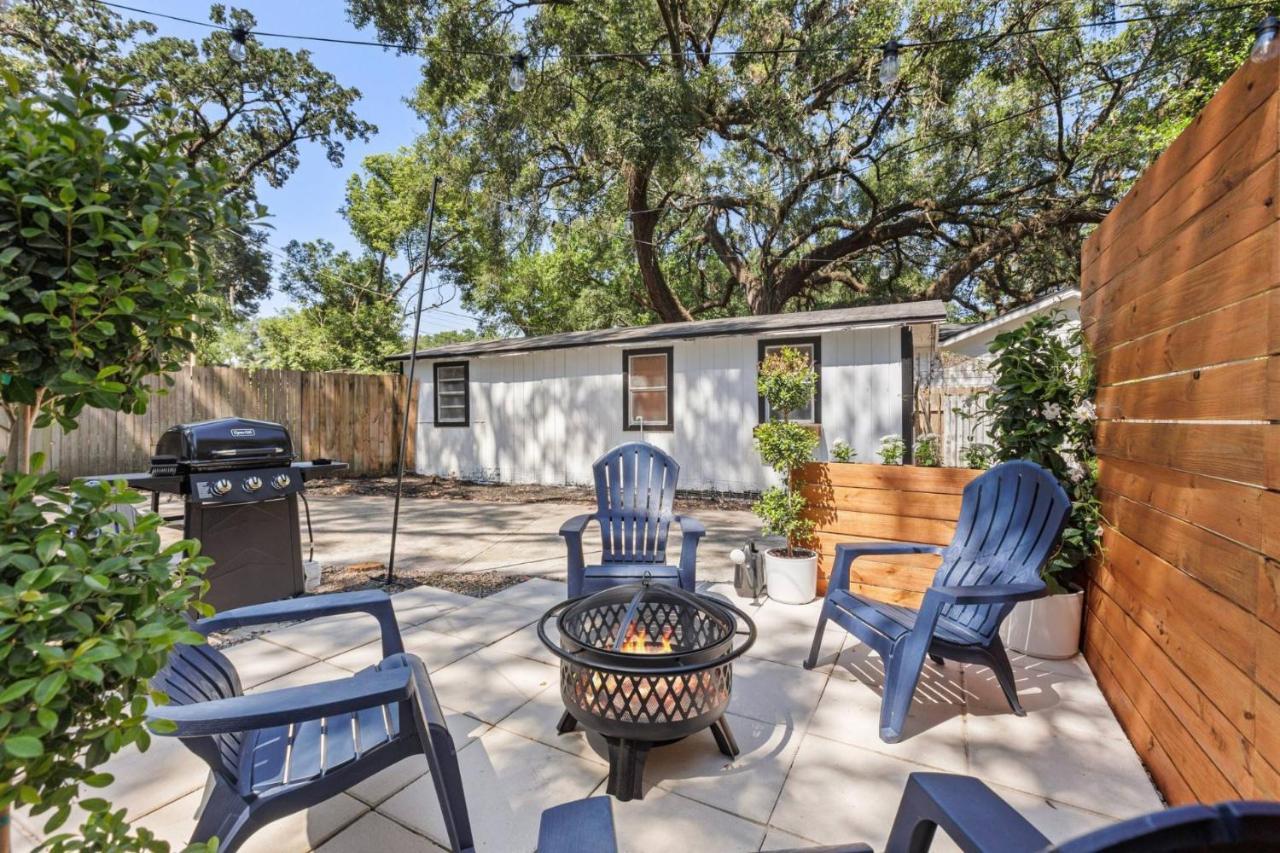 Treehouse Is A Quaint 2 Bedroom In An Up-And-Coming Part Of Town, Pet Friendly With Fenced Yard And Lounge Area That Is Close To Downtown Tampa Kültér fotó